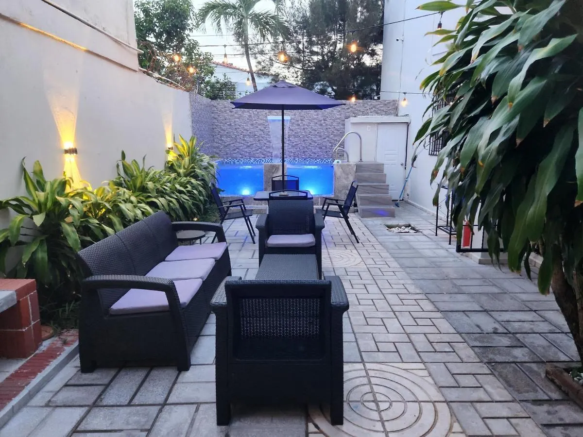 Private House With Pool In Santo Domingo, Quiet, 4 Bed 4 Bath, Brick Bbq, Wi-Fi, Ac, Hot Water, Full Kitchen, Garden Villa